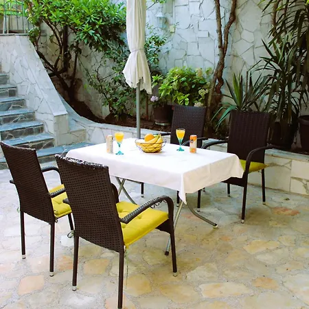 Διαμέρισμα Silver Near Old Town