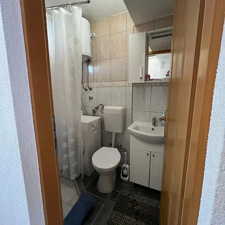 Apartman Silver Near Old Town *